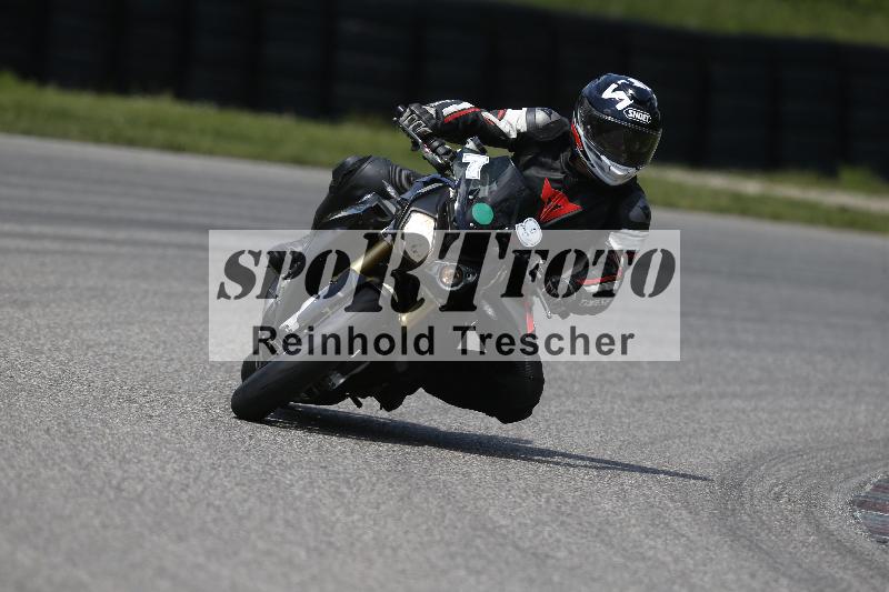 /15 13.05.2025 Max Racing ADR/Gruppe gruen/79